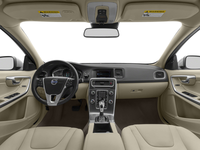 2015 Volvo V60 T6 R-Design Platinum