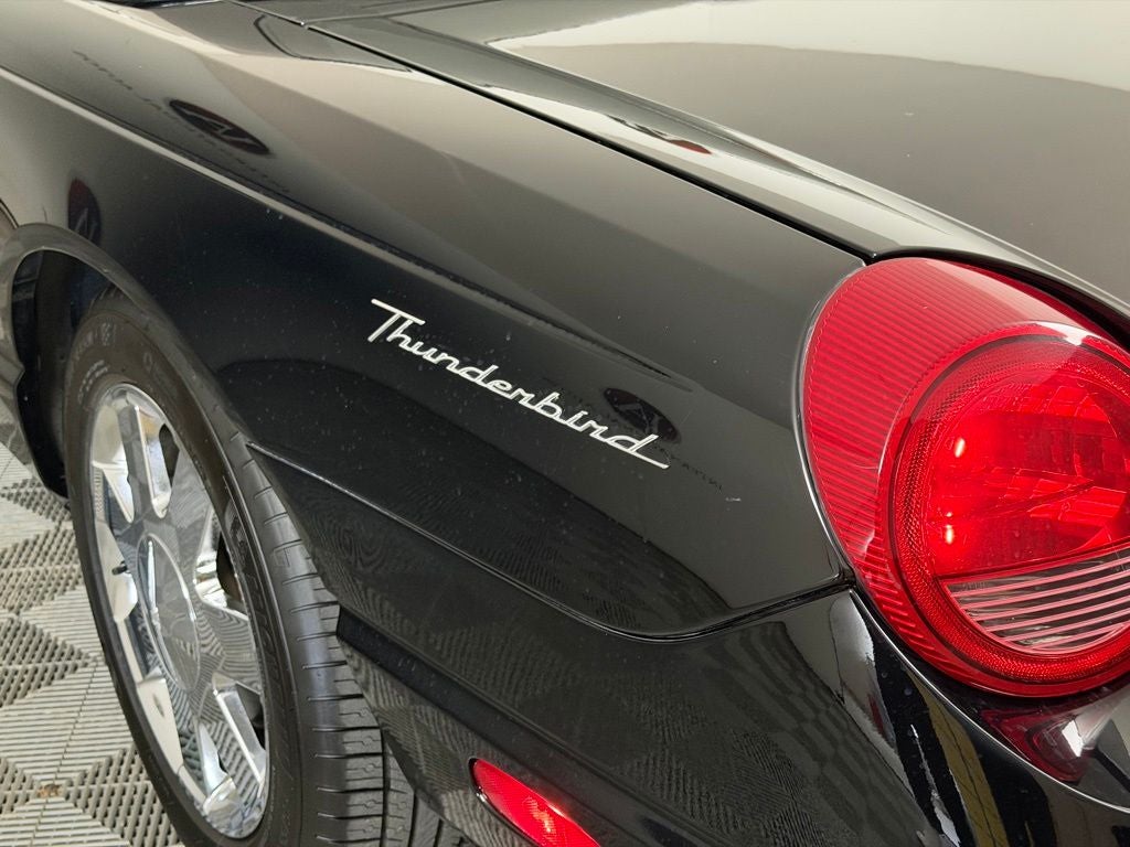 2002 Ford Thunderbird Base