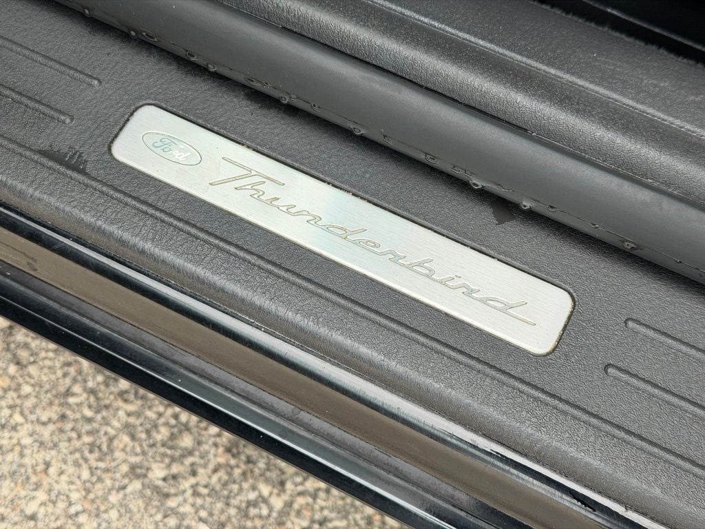 2002 Ford Thunderbird Base