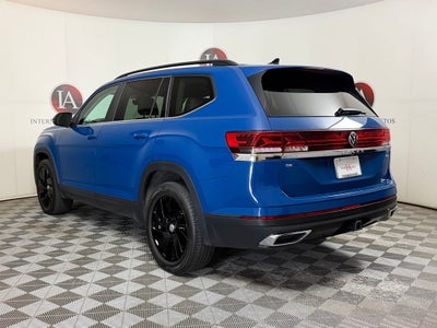 2025 Volkswagen Atlas 2.0T SE w/Technology