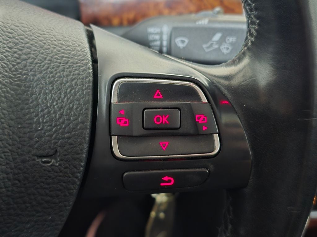 2013 Volkswagen Passat 2.5 SEL
