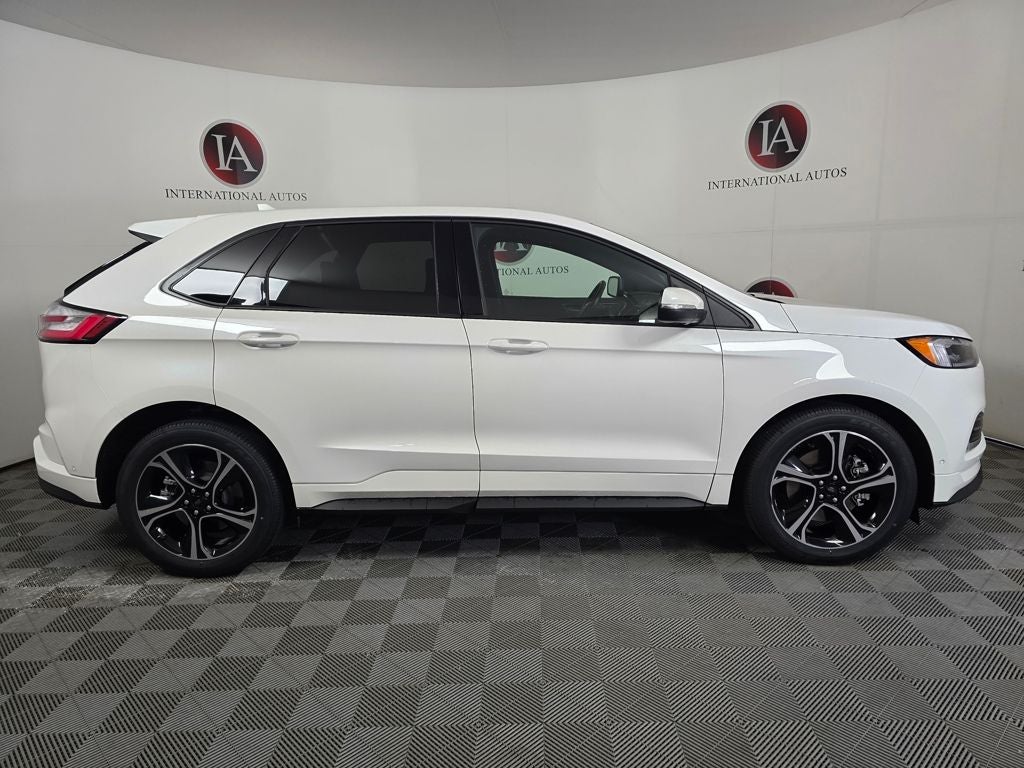 2020 Ford Edge ST