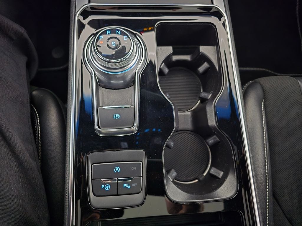 2020 Ford Edge ST