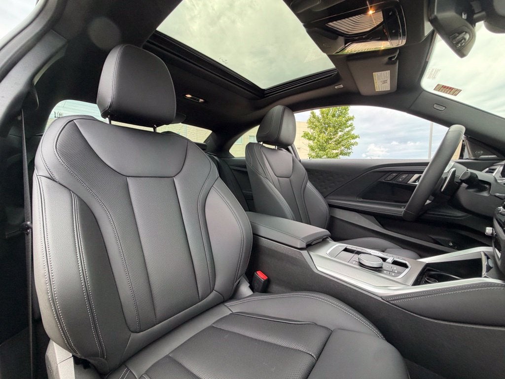 2025 BMW 2 Series 230i xDrive