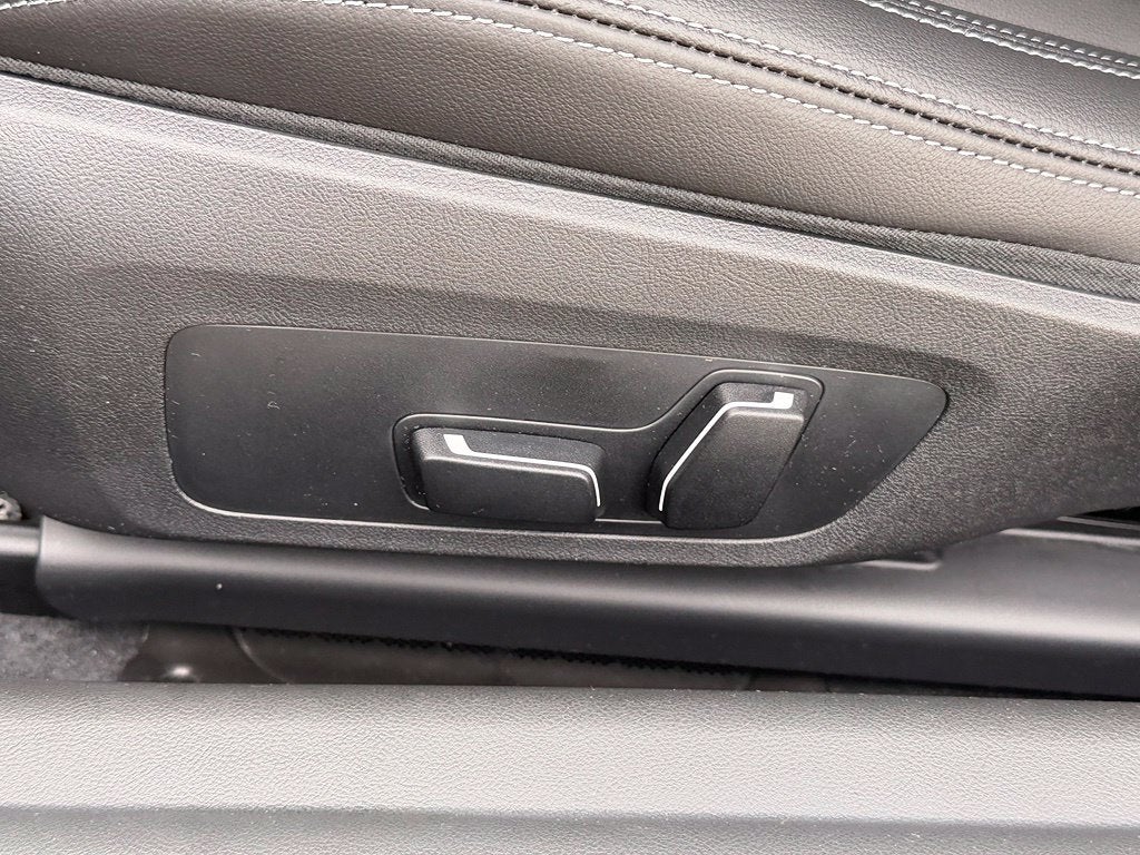 2025 BMW 2 Series 230i xDrive