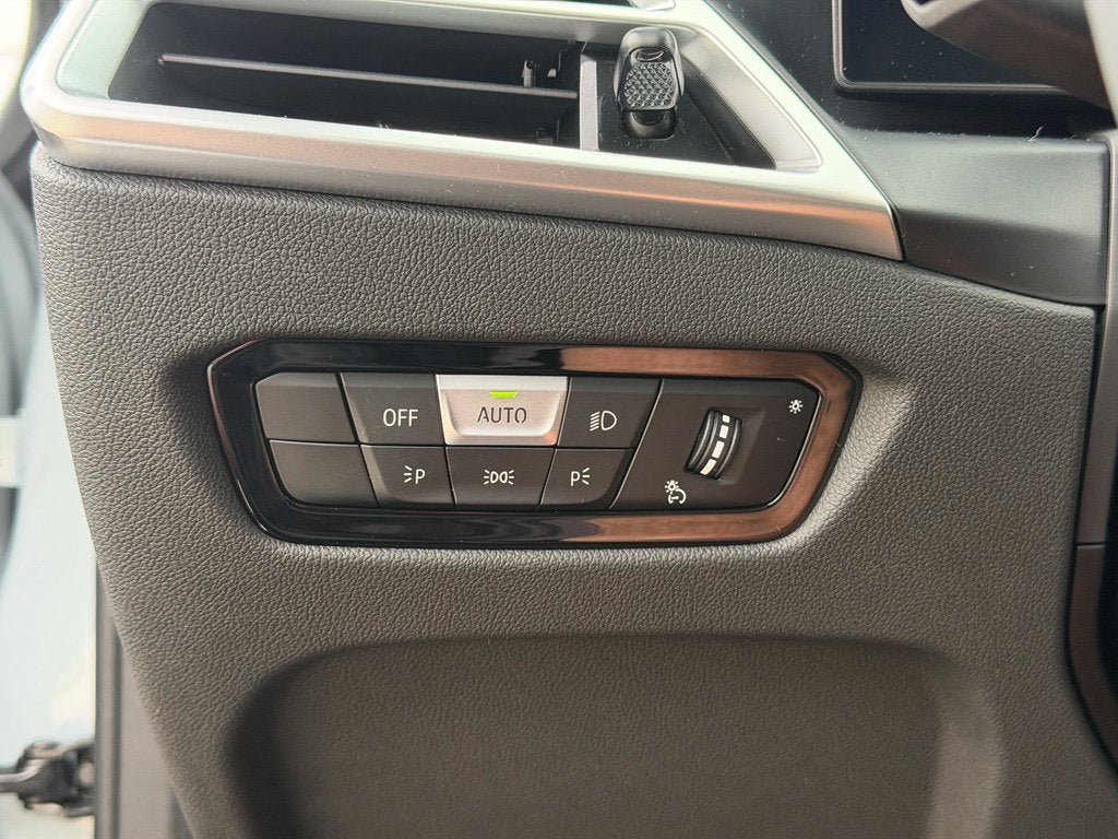 2025 BMW 2 Series 230i xDrive