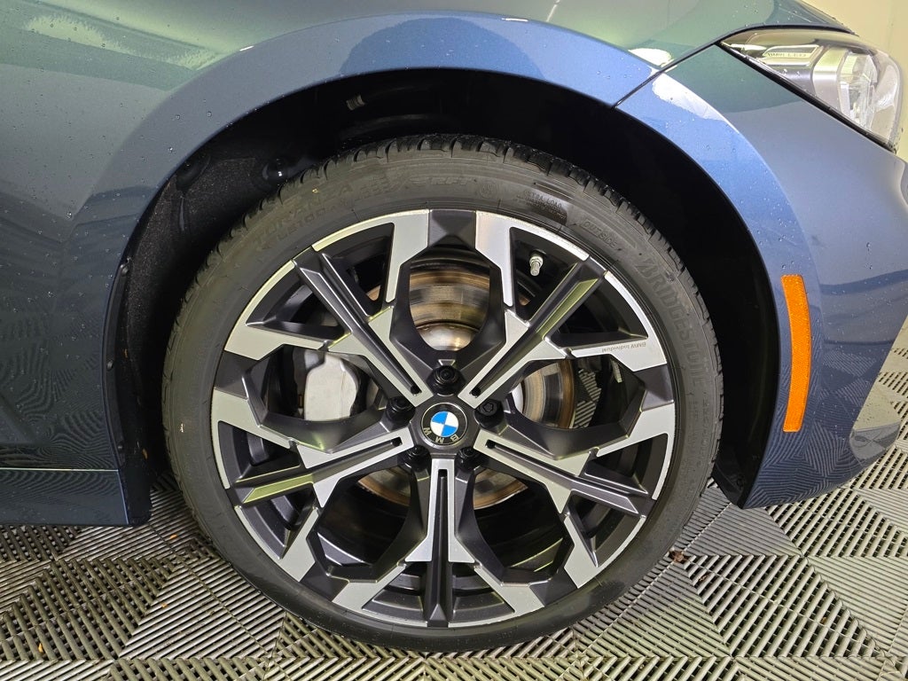 2025 BMW 3 Series 330i xDrive