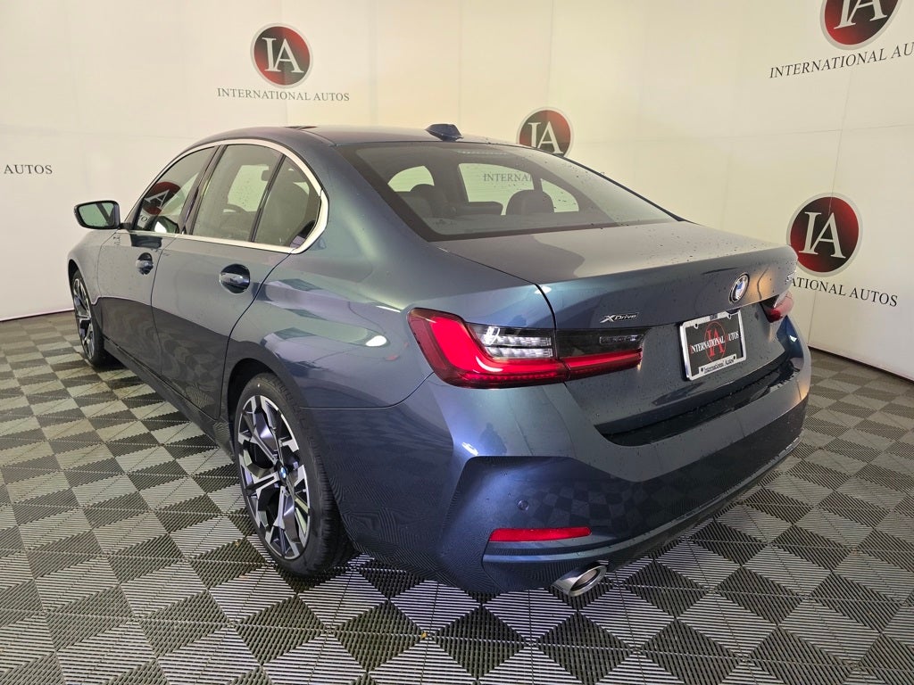 2025 BMW 3 Series 330i xDrive