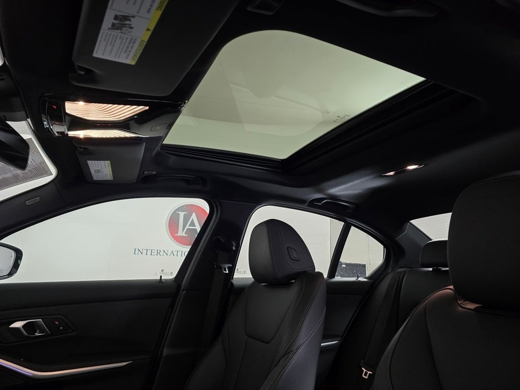 2025 BMW 3 Series 330i xDrive