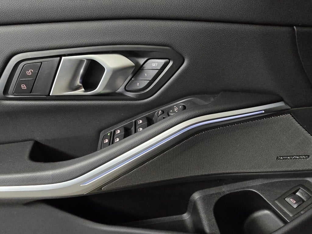 2025 BMW 3 Series 330i xDrive