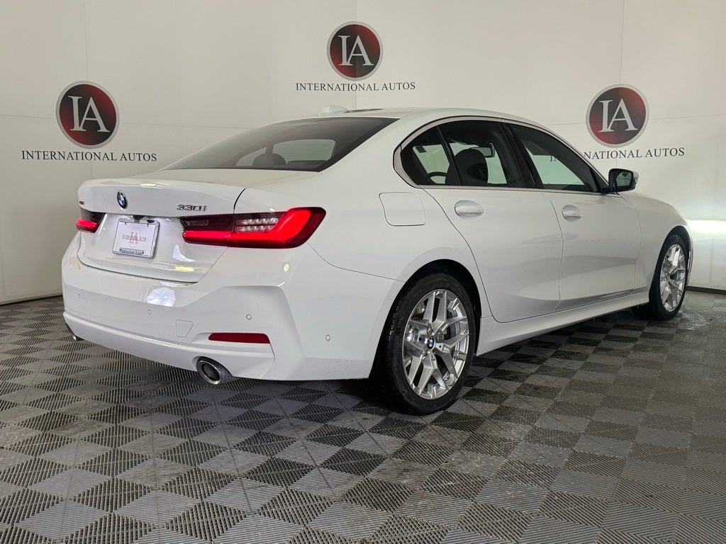 2025 BMW 3 Series 330i xDrive