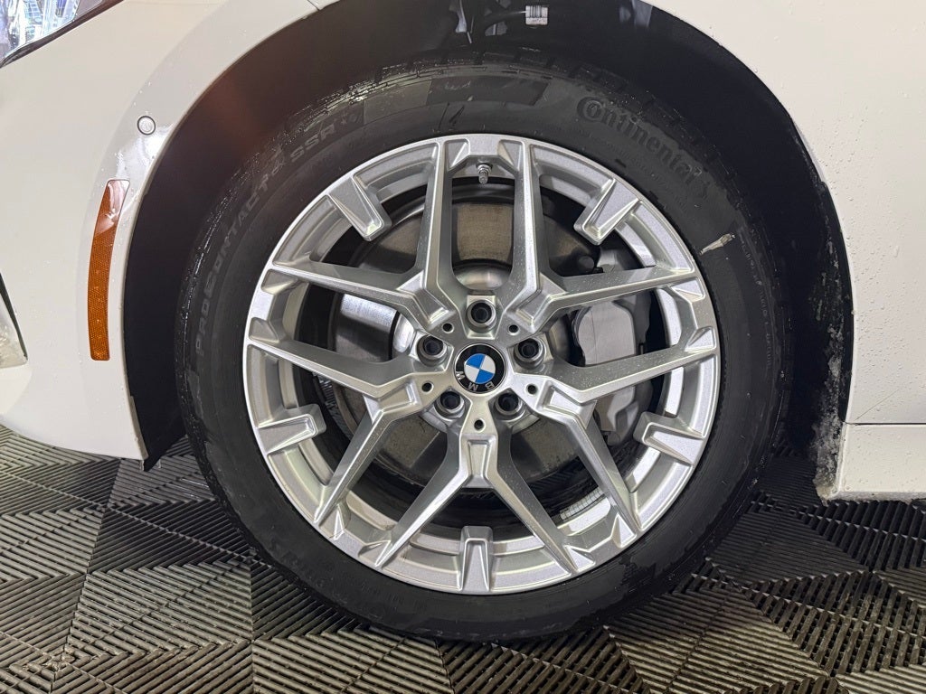 2025 BMW 3 Series 330i xDrive