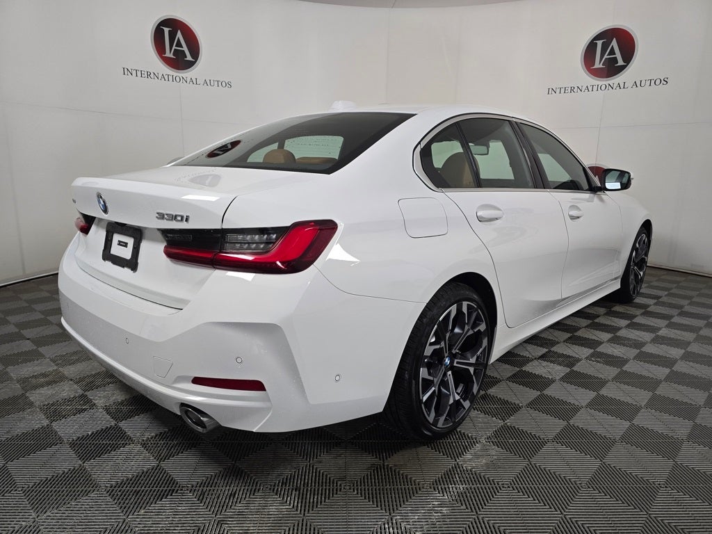 2025 BMW 3 Series 330i xDrive