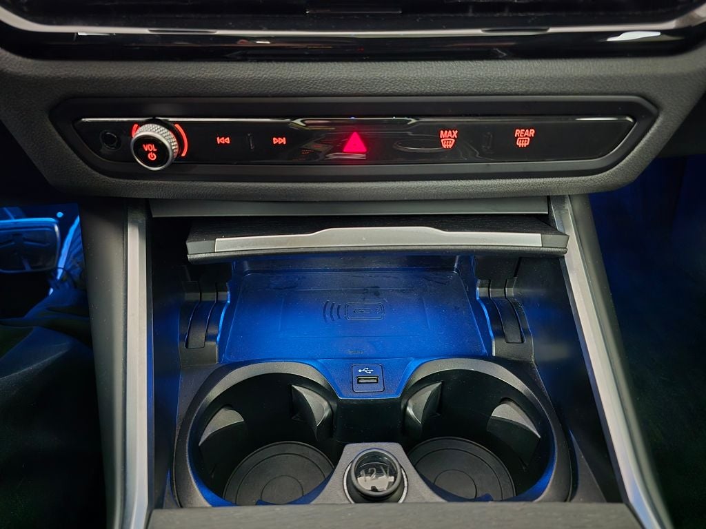 2024 BMW 3 Series 330i xDrive
