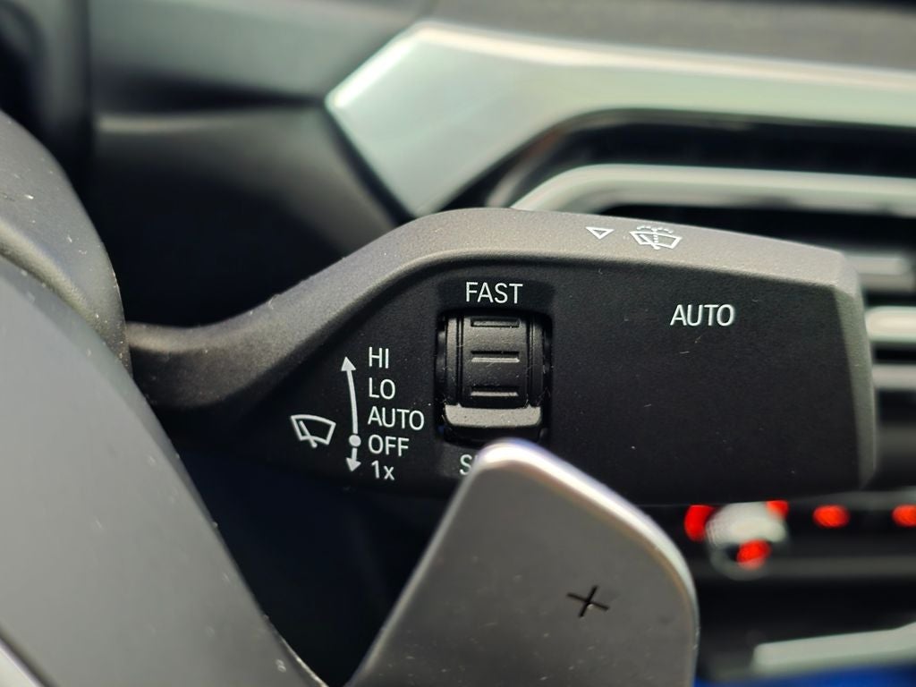 2024 BMW 3 Series 330i xDrive