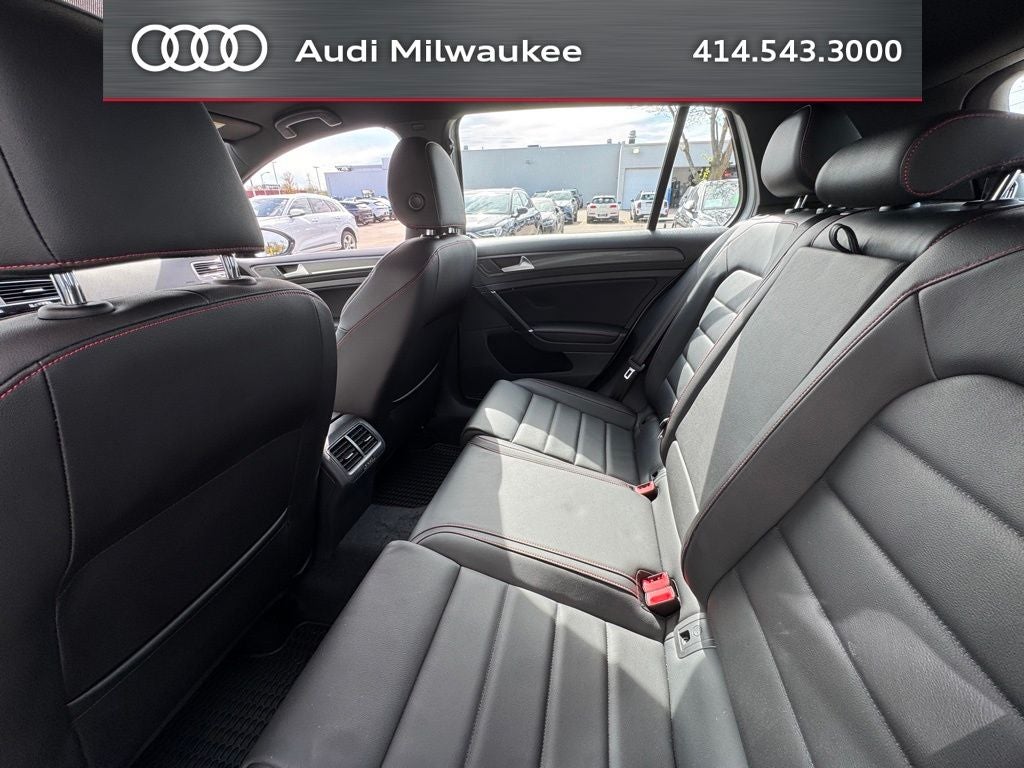 2019 Volkswagen Golf GTI SE
