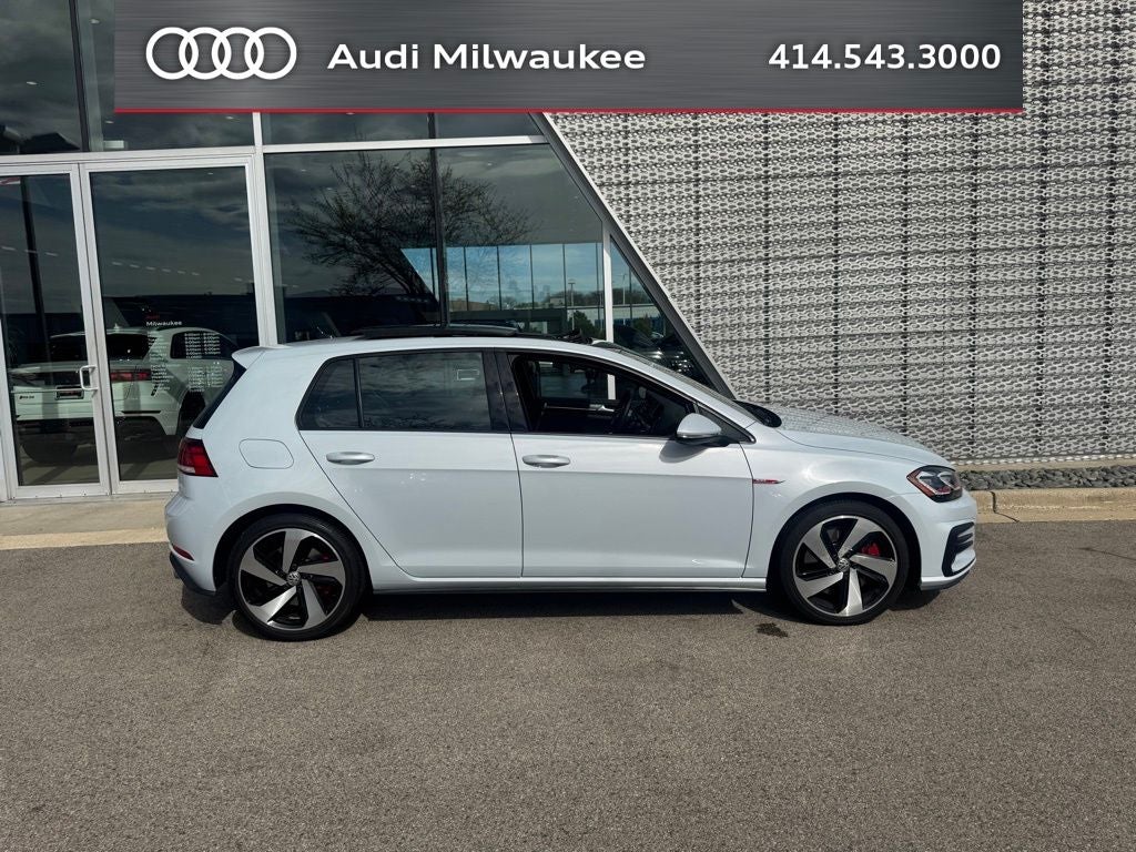 2019 Volkswagen Golf GTI SE