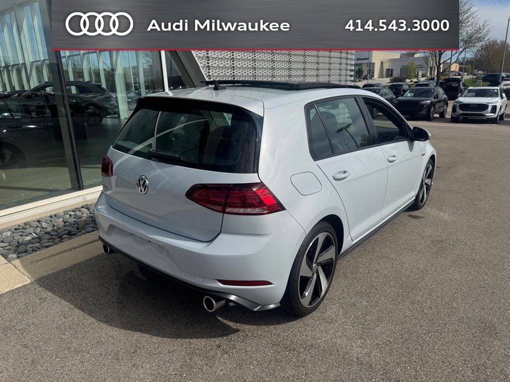 2019 Volkswagen Golf GTI SE