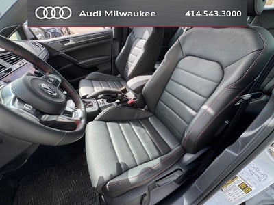 2019 Volkswagen Golf GTI SE