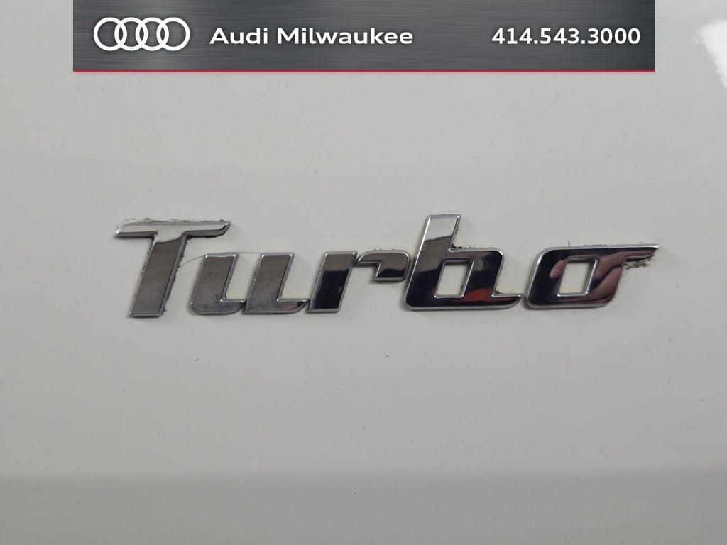 2013 Volkswagen Beetle 2.0T Fender Edition