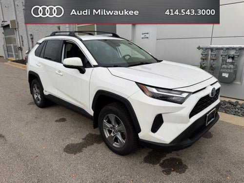 2022 Toyota RAV4 Hybrid XLE