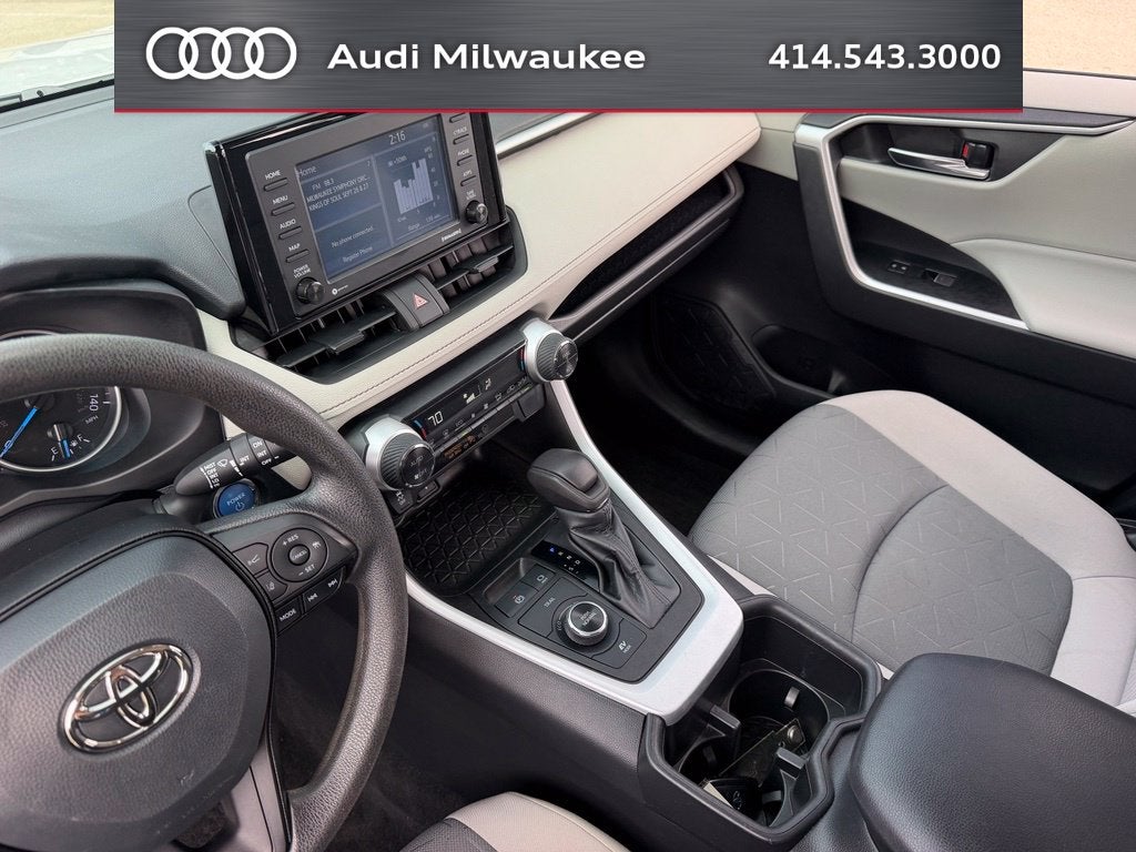 2022 Toyota RAV4 Hybrid XLE