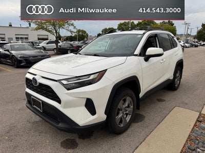 2022 Toyota RAV4 Hybrid XLE
