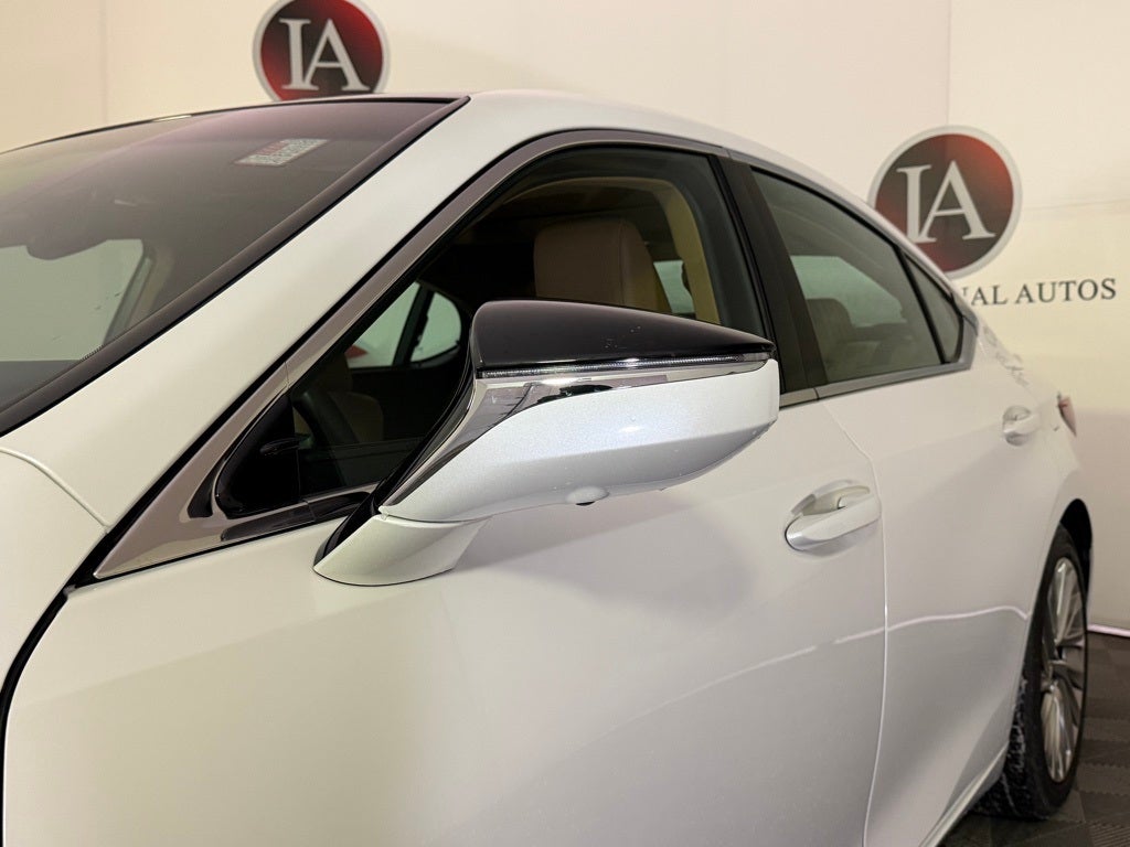 2023 Lexus ES 350 Ultra Luxury