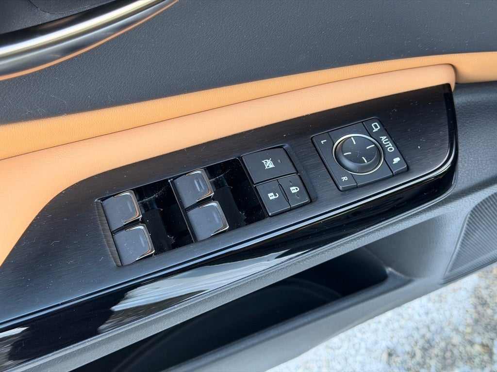 2023 Lexus ES 350 Ultra Luxury