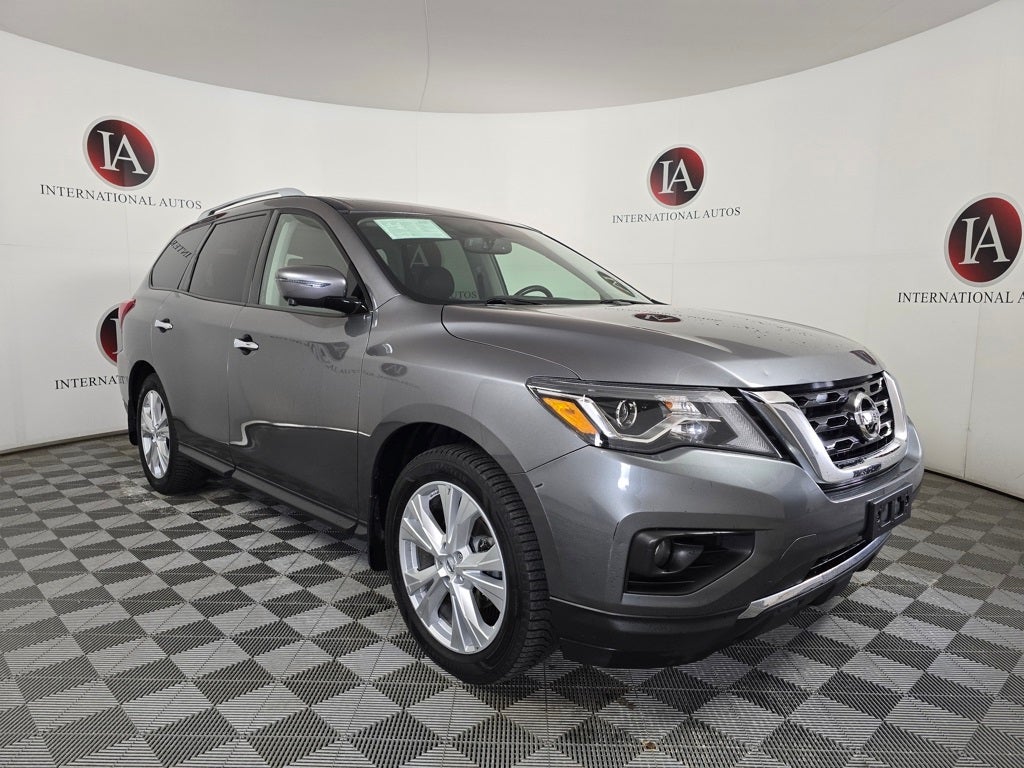 2019 Nissan Pathfinder SL