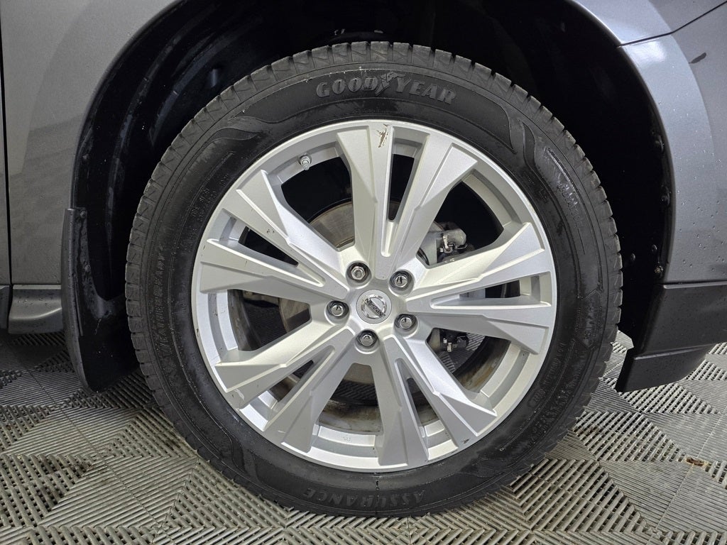 2019 Nissan Pathfinder SL