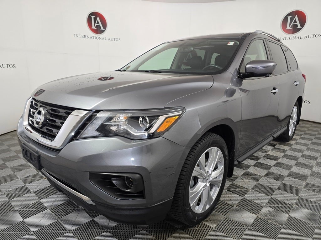 2019 Nissan Pathfinder SL