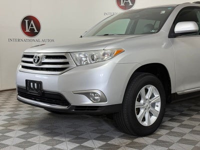 2012 Toyota Highlander SE