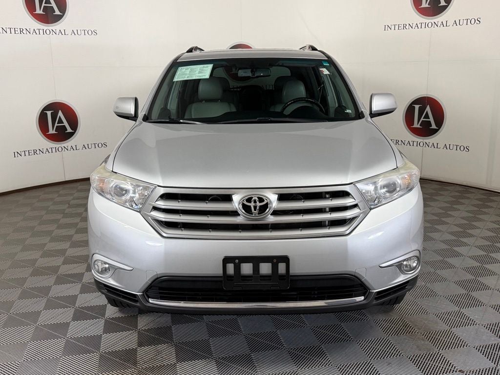 2012 Toyota Highlander SE