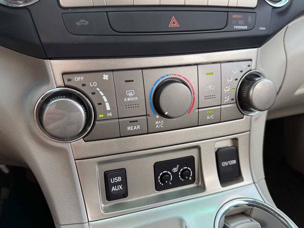 2012 Toyota Highlander SE