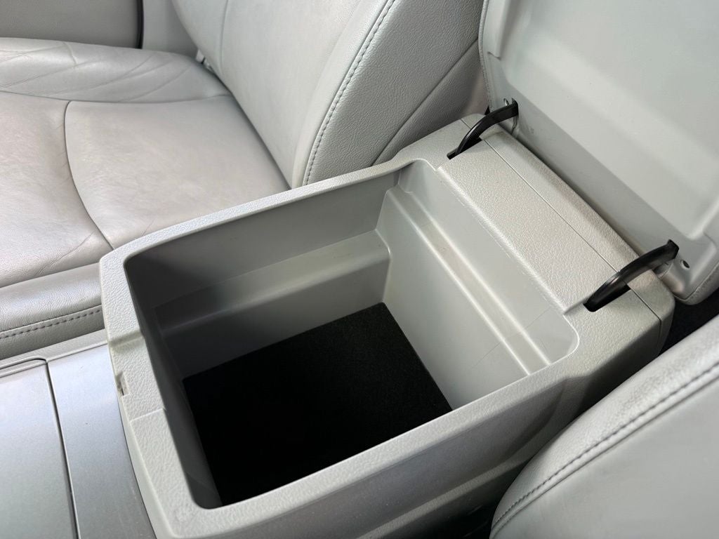 2012 Toyota Highlander SE