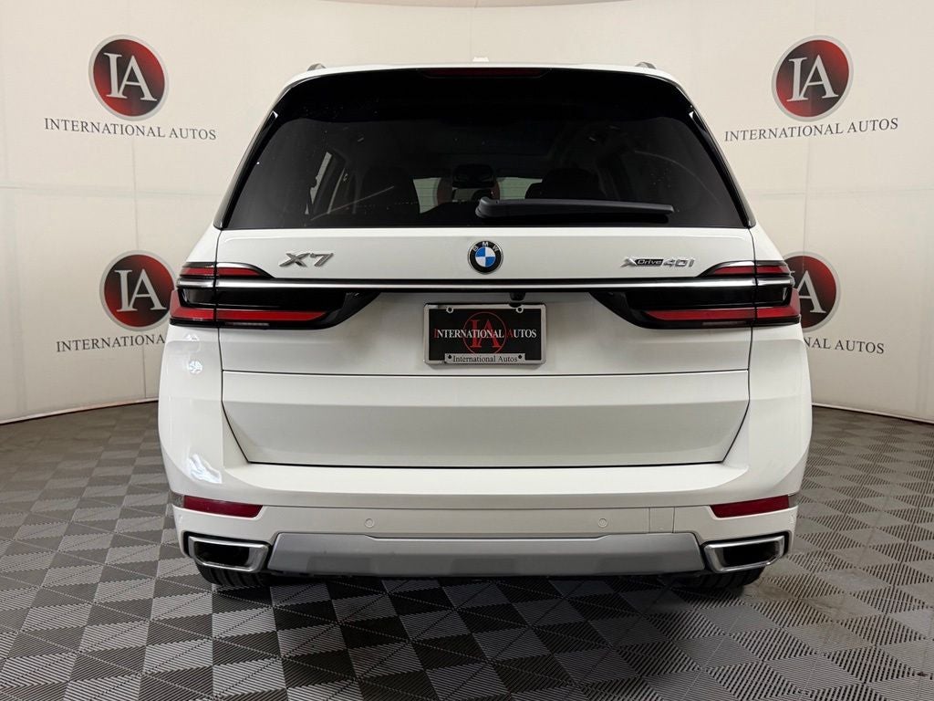 2024 BMW X7 xDrive40i