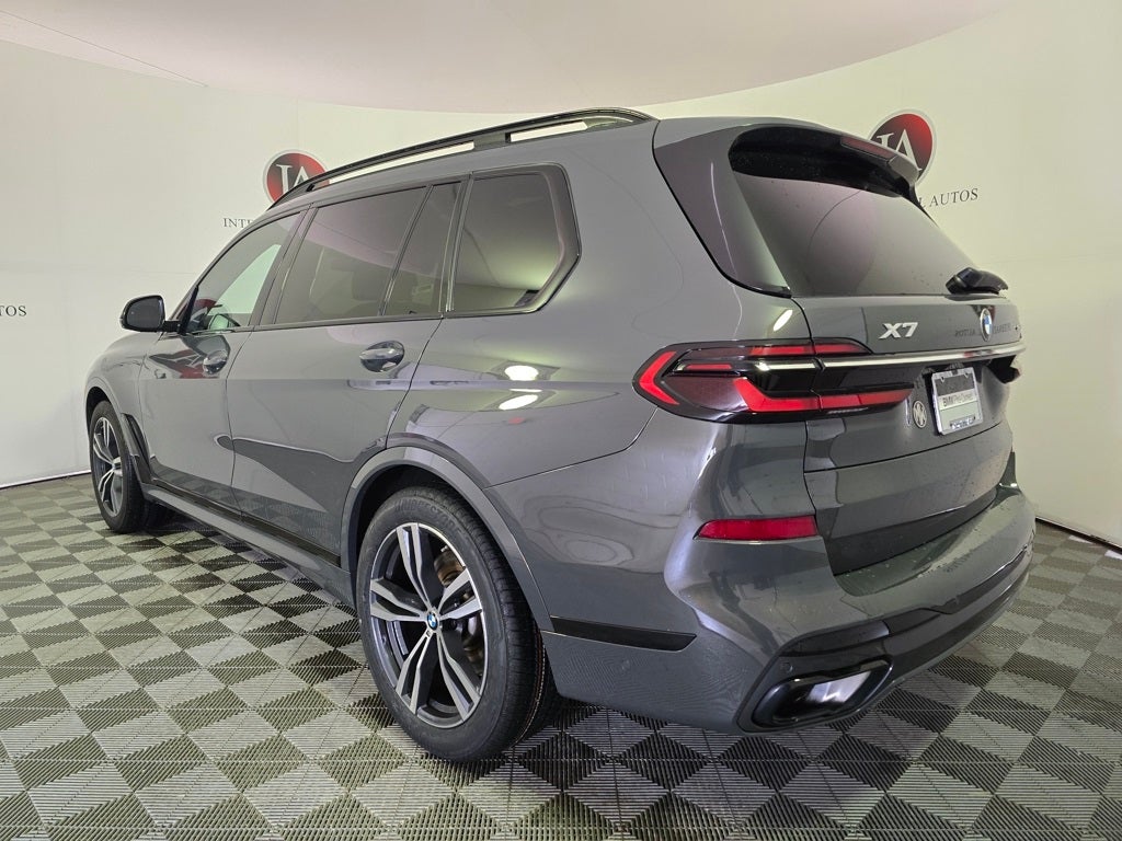 2023 BMW X7 xDrive40i