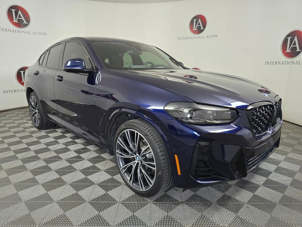 2023 BMW X4 xDrive30i