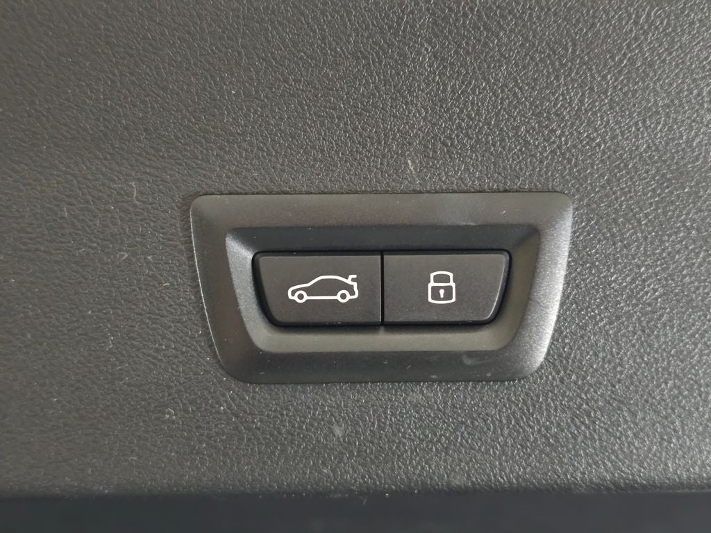 2023 BMW X4 xDrive30i