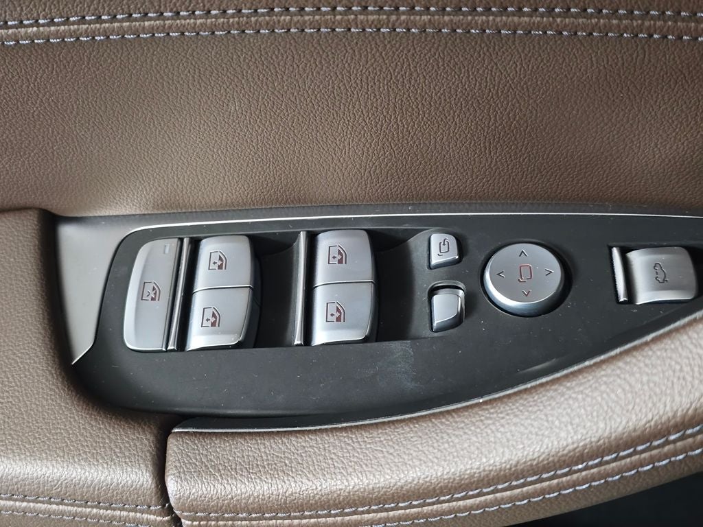 2023 BMW X4 xDrive30i