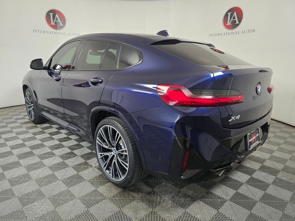 2023 BMW X4 xDrive30i