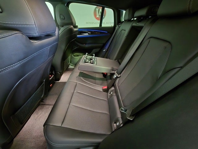 2023 BMW X4 xDrive30i