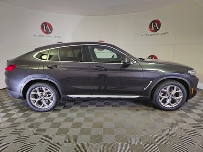2023 BMW X4 xDrive30i