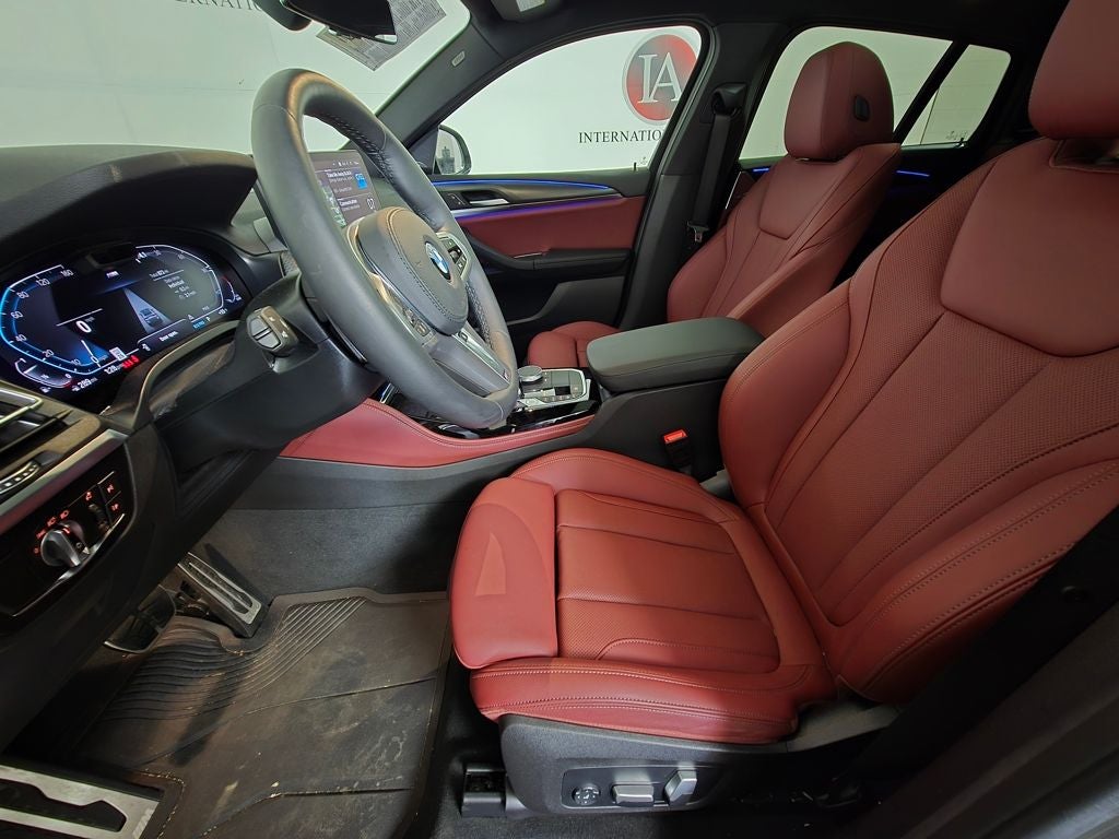 2023 BMW X4 xDrive30i
