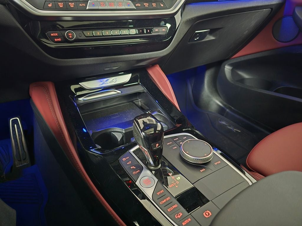 2023 BMW X4 xDrive30i