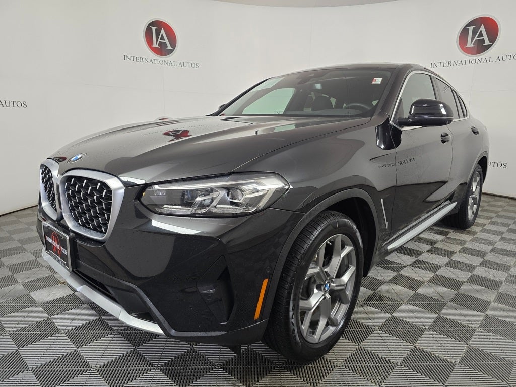 2023 BMW X4 xDrive30i