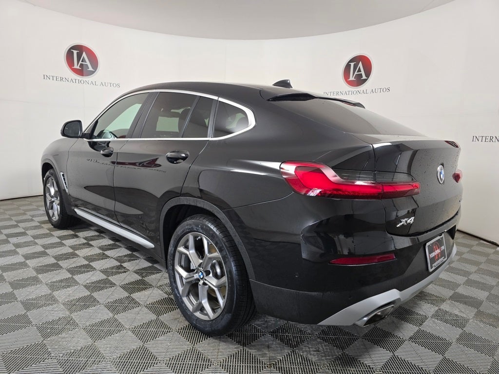 2023 BMW X4 xDrive30i