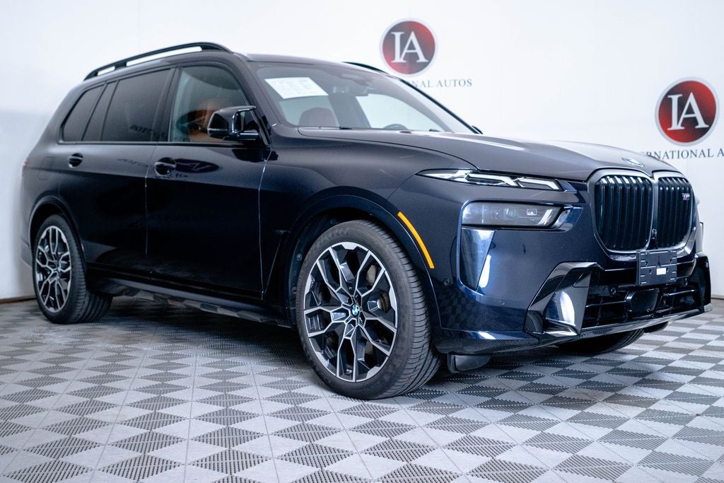 2024 BMW X7 M60i