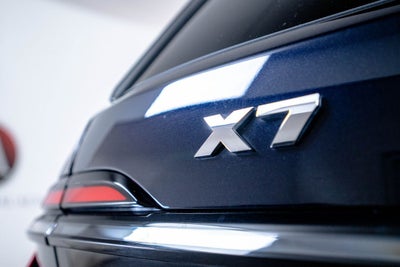 2024 BMW X7 M60i
